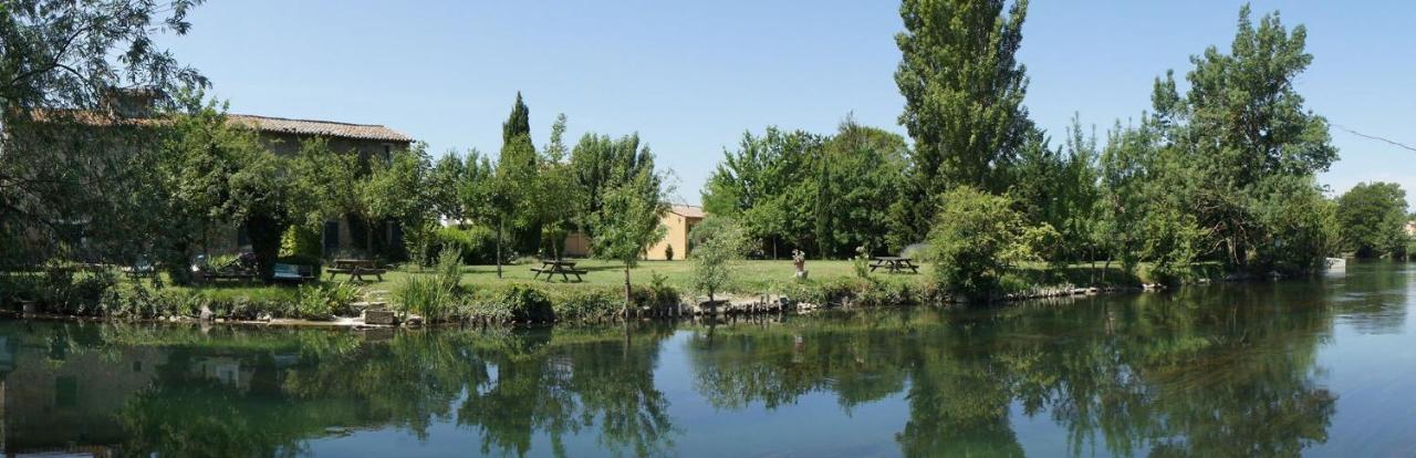 Mas Le Pont Des Aubes Bed & Breakfast L'Isle-sur-la-Sorgue Exterior photo