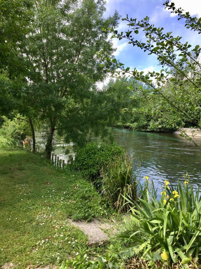 Mas Le Pont Des Aubes Bed & Breakfast L'Isle-sur-la-Sorgue Exterior photo