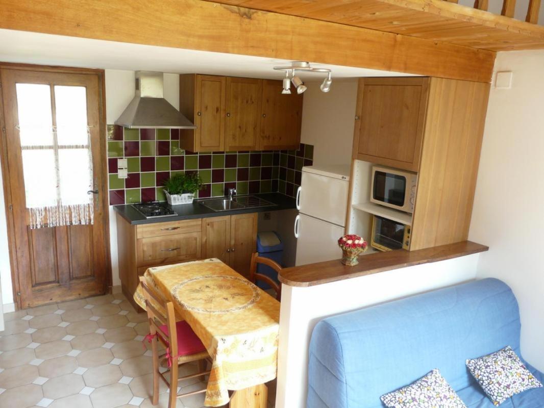Mas Le Pont Des Aubes Bed & Breakfast L'Isle-sur-la-Sorgue Exterior photo